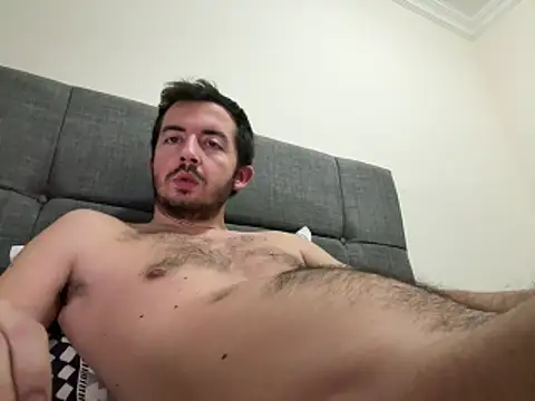 laynufff online show from March 2026 07:35:01 PM