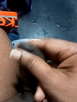 SexyMama boy online show from November 2025 03:27:02 AM