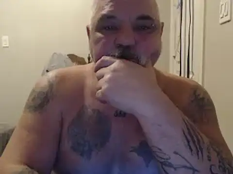 Snapshot of Newfiesausage1972 chatting on February 2025 01:27:02 PM Newfiesausage1972 online show from February 2025 01:27:02 PM