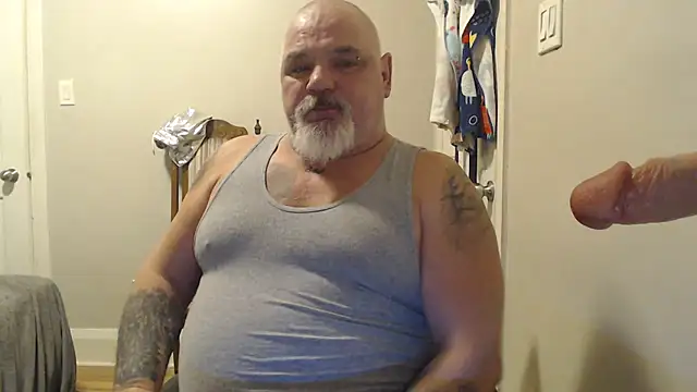 Snapshot of Newfiesausage1972 chatting on February 2025 12:25:01 AM Newfiesausage1972 online show from February 2025 12:25:01 AM