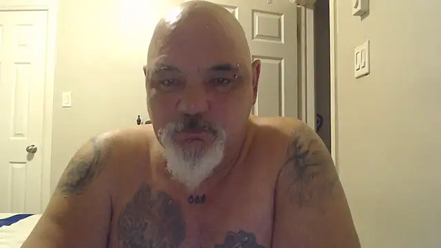 Snapshot of Newfiesausage1972 chatting on March 2025 11:36:02 PM Newfiesausage1972 online show from March 2025 11:36:02 PM