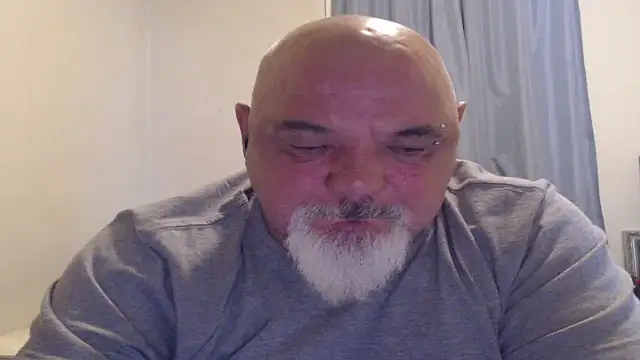 Snapshot of Newfiesausage1972 chatting on October 2025 03:42:02 PM Newfiesausage1972 online show from October 2025 03:42:02 PM