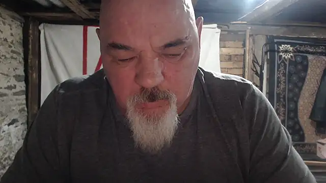 Snapshot of Newfiesausage1972 chatting on January 2026 10:42:01 AM Newfiesausage1972 online show from January 2026 10:42:01 AM