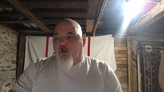 Snapshot of Newfiesausage1972 chatting on January 2026 10:09:02 AM Newfiesausage1972 online show from January 2026 10:09:02 AM