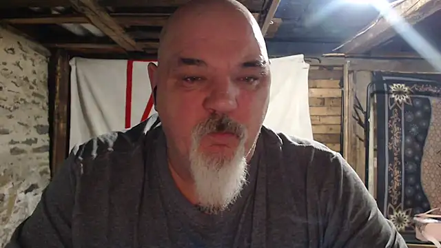 Snapshot of Newfiesausage1972 chatting on January 2026 11:16:02 AM Newfiesausage1972 online show from January 2026 11:16:02 AM