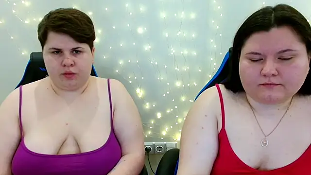 BeckyAndHellen online show from March 2026 12:05:03 PM