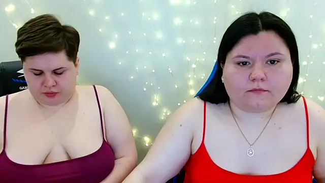 BeckyAndHellen online show from April 2026 04:25:01 PM