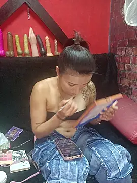 Snapshot of Yaumiko chatting on October 2025 11:34:02 AM Yaumiko online show from October 2025 11:34:02 AM