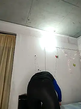 Snapshot of Yaumiko chatting on February 2026 12:33:01 PM Yaumiko online show from February 2026 12:33:01 PM