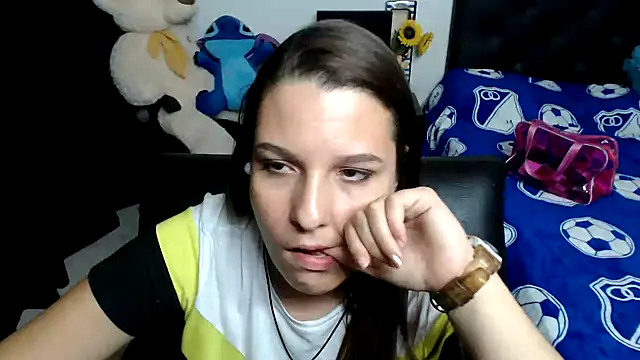 alexia 87 online show from January 2025 04:32:01 AM