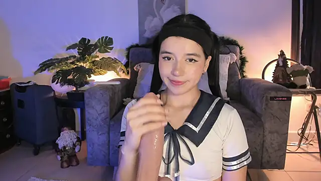 Naughtylittlegirl  online show from December 2025 03:32:02 PM