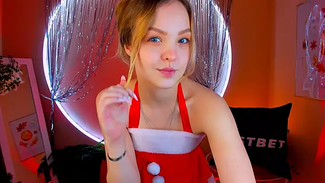 stay with alice online show from December 2024 01:49:02 PM