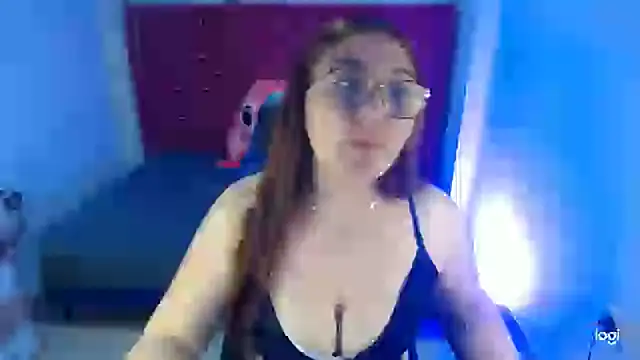 conniejames m online show from March 2025 12:45:01 PM