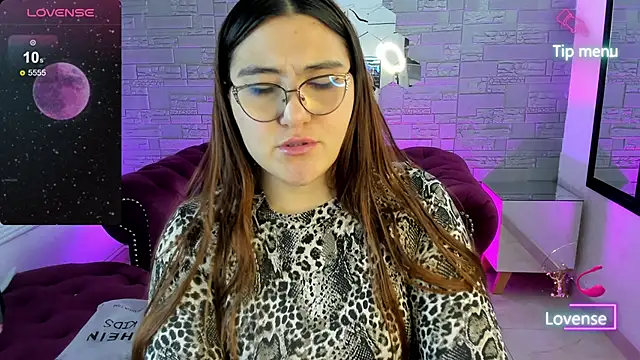 conniejames m online show from November 2025 12:42:01 PM