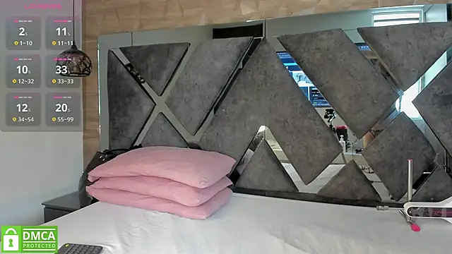 Venus velez  online show from April 2026 01:15:02 PM