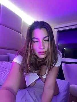 Snapshot of SaharaRush_ chatting on January 2025 03:37:02 AM SaharaRush online show from January 2025 03:37:02 AM