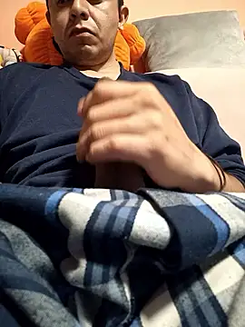 Snapshot of GuapoCoqueto chatting on October 2025 09:48:01 AM GuapoCoqueto online show from October 2025 09:48:01 AM