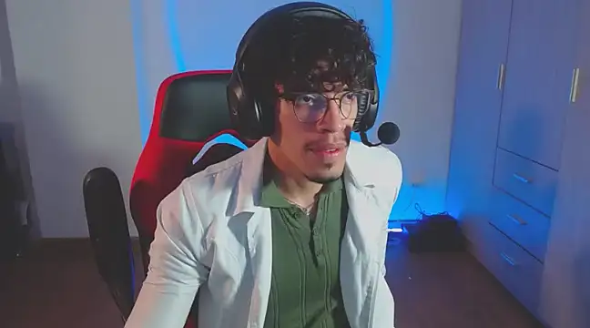 BigDragonBoy online show from March 2025 07:27:02 PM