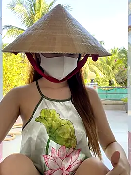 BabyThree  online show from November 2025 08:28:01 AM