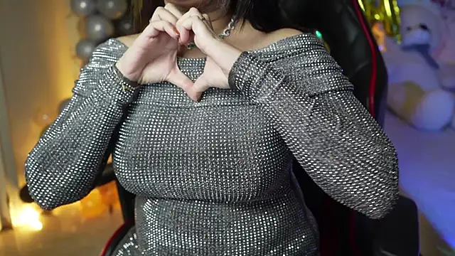 only aleesha online show from December 2024 07:12:02 PM