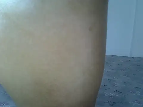 laetitia  online show from December 2025 12:21:02 PM