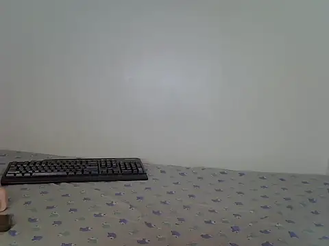 Snapshot of laetitia_ chatting on June 2026 08:50:02 AM laetitia online show from June 2026 08:50:02 AM