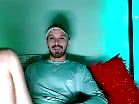Snapshot of Tomas_Tylor chatting on April 2026 02:27:02 AM Tomas Tylor online show from April 2026 02:27:02 AM