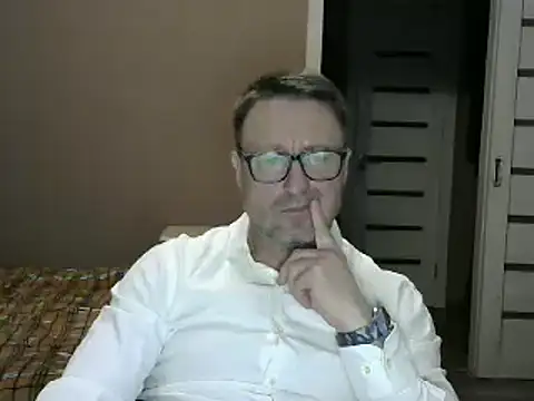 HarrySnake online show from December 2024 05:31:01 PM