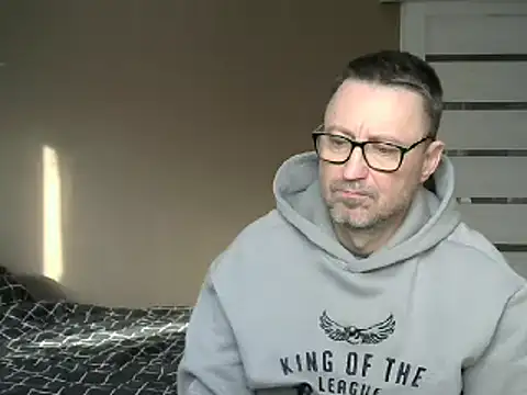 HarrySnake online show from February 2025 10:49:01 AM