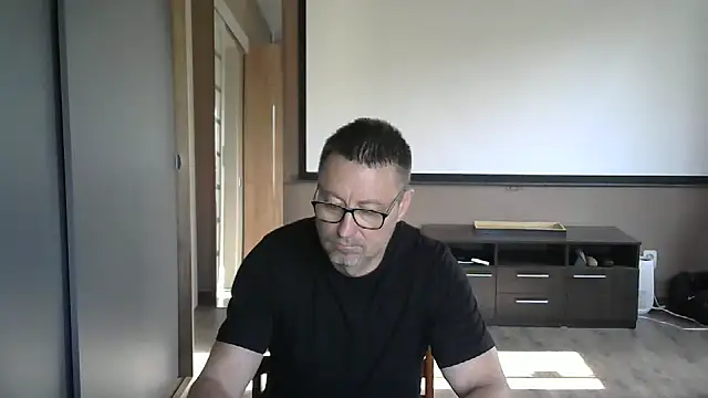 HarrySnake online show from October 2025 07:03:02 AM