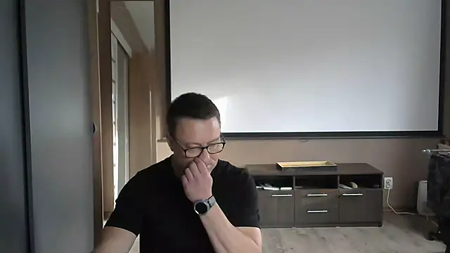 HarrySnake online show from November 2025 08:14:02 AM