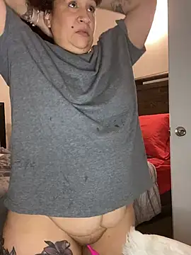 Snapshot of ladycreamypr2 chatting on March 2026 01:34:01 AM ladycreamypr2 online show from March 2026 01:34:01 AM