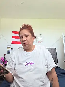 ladycreamypr2 online show from June 2026 04:44:01 PM