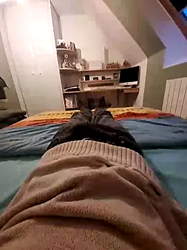 Snapshot of Vijeniv13 chatting on February 2026 05:31:01 PM Vijeniv13 online show from February 2026 05:31:01 PM