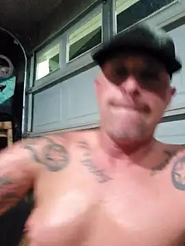 LongandEasy77 online show from November 2025 08:33:02 AM