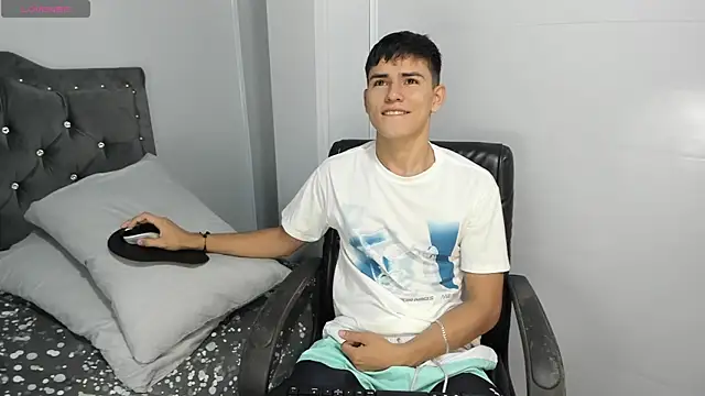 Jacobb Lee online show from December 2024 02:14:02 PM