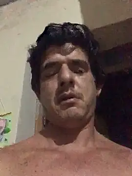 Snapshot of Marobronco chatting on May 2026 01:12:01 AM Marobronco online show from May 2026 01:12:01 AM
