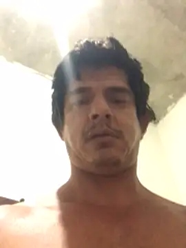 Snapshot of Marobronco chatting on May 2026 01:24:02 AM Marobronco online show from May 2026 01:24:02 AM