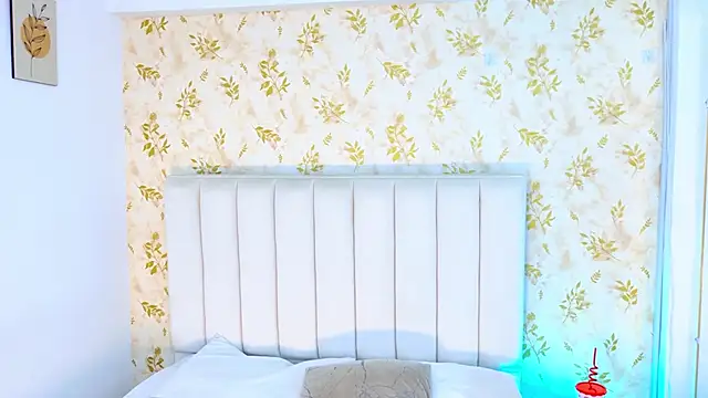 Sara Desire online show from January 2026 12:43:02 PM