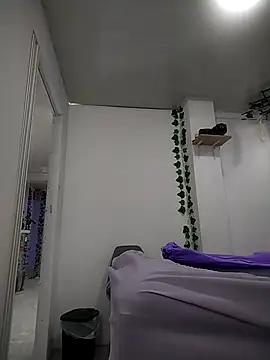 rebekka simpson online show from February 2026 07:10:01 PM