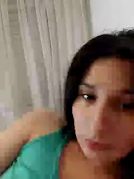 Snapshot of Bigyummmzul chatting on January 2025 02:45:02 AM Bigyummmzul online show from January 2025 02:45:02 AM