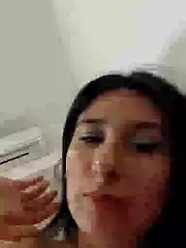 Snapshot of Bigyummmzul chatting on January 2025 09:07:01 PM Bigyummmzul online show from January 2025 09:07:01 PM