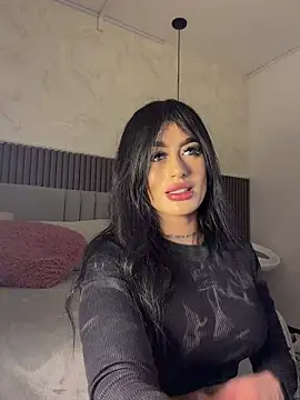 SOPHICARTERS online show from May 2026 03:28:02 PM