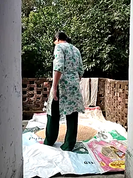 Hot-rubina online show from October 2025 02:43:02 AM