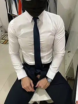 harrylouis1357 online show from January 2025 01:35:01 PM