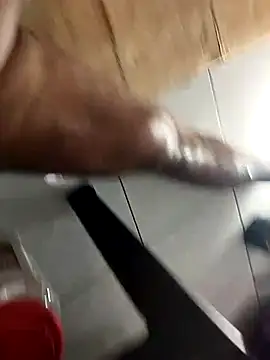 Snapshot of cenyon124 chatting on January 2026 03:38:02 PM cenyon124 online show from January 2026 03:38:02 PM