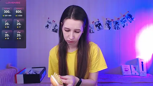 Snapshot of ur_kitty__ chatting on December 2025 11:06:01 AM ur kitty online show from December 2025 11:06:01 AM