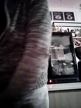 A man in public online show from February 2026 11:06:01 PM