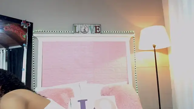 JessyZoe online show from January 2025 01:45:02 PM