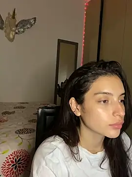 dakota le online show from January 2025 01:23:01 AM